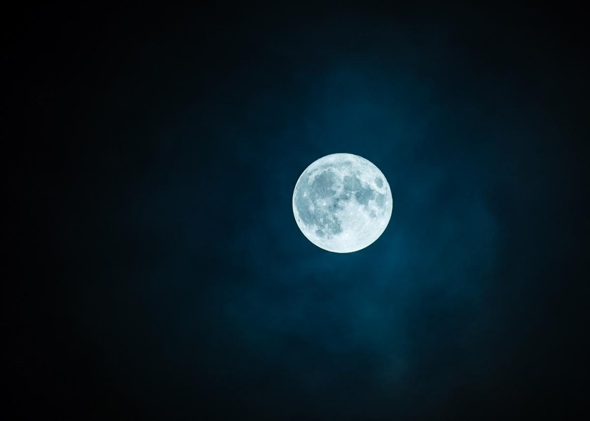Full Moon Portal